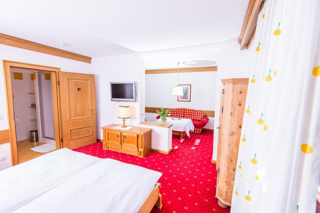 Hotel Zur Post Goldegg Zewnętrze zdjęcie